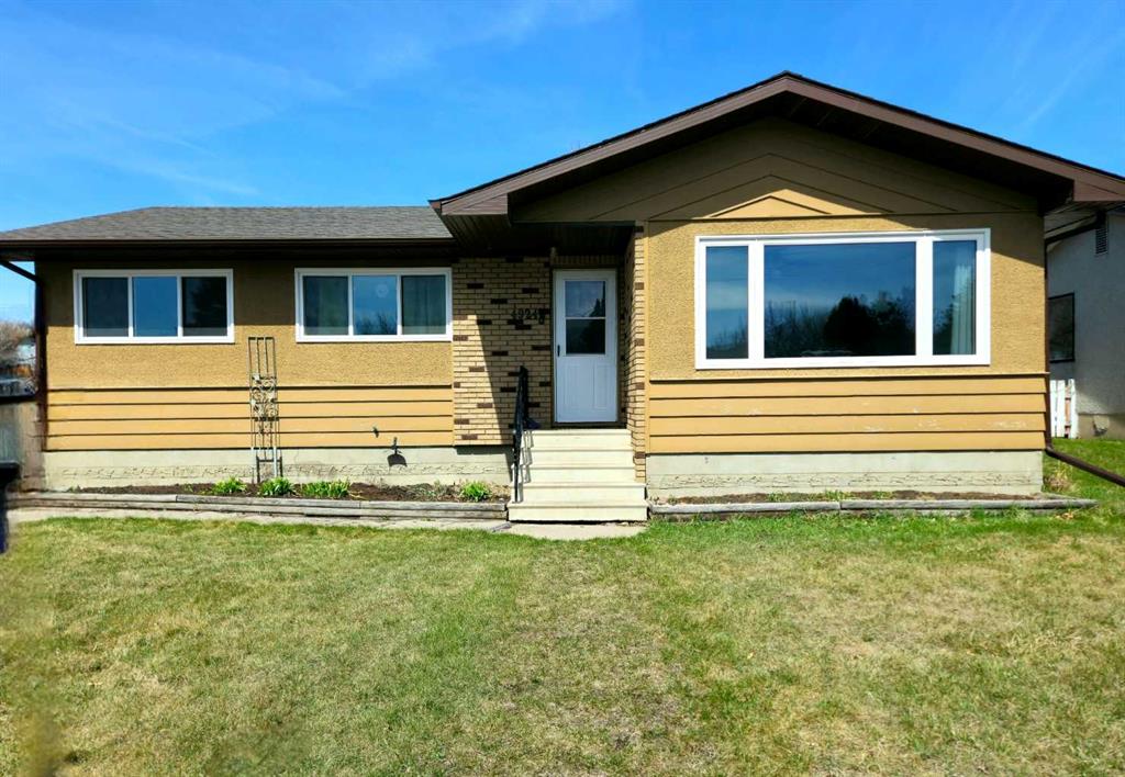 Picture for 4924 39 Street 