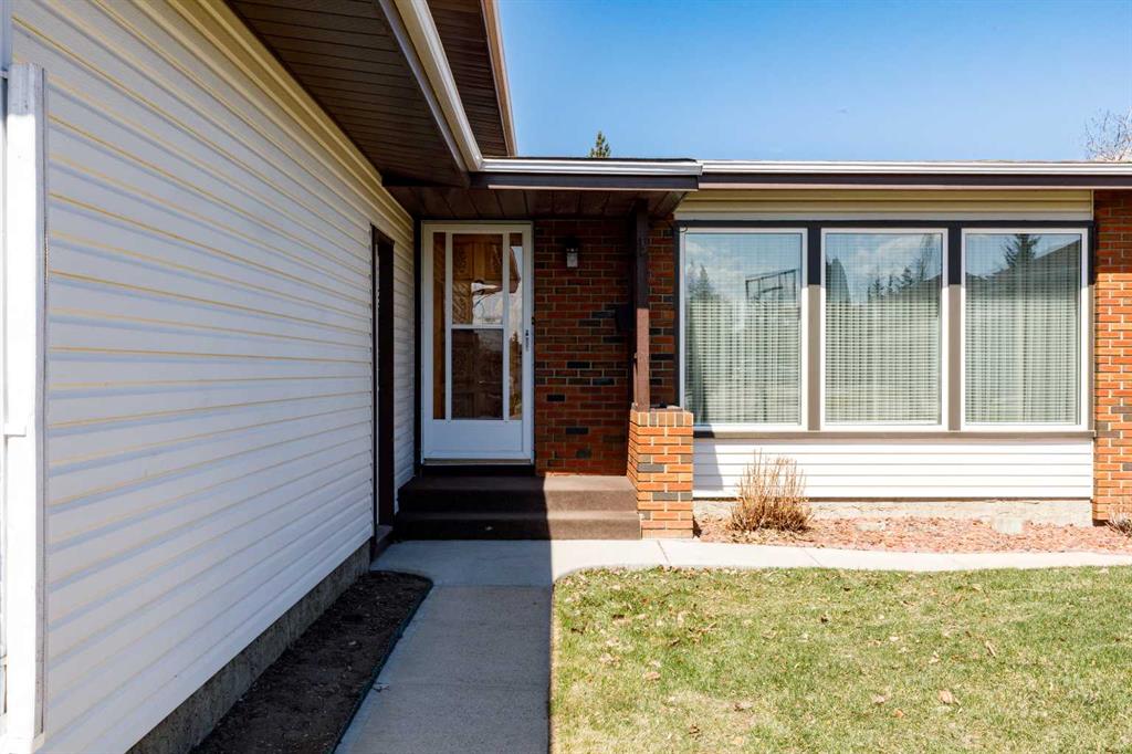 Picture for 90 Welton Crescent 