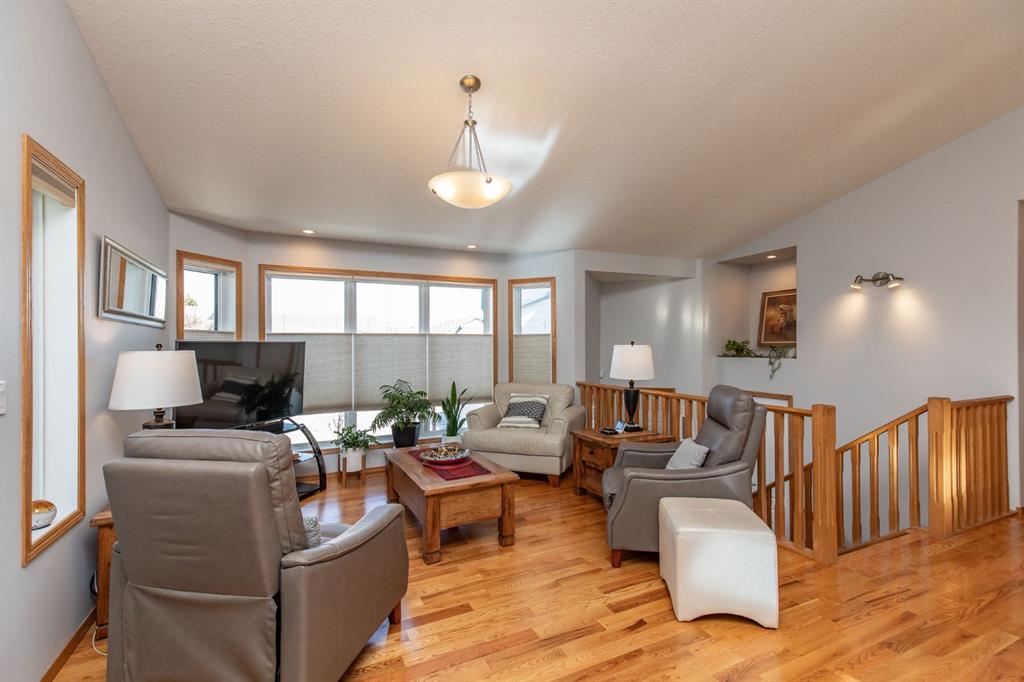 Picture for 46 Lagrange Crescent 