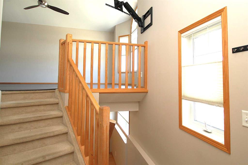 Picture for 188 Deschner Close 
