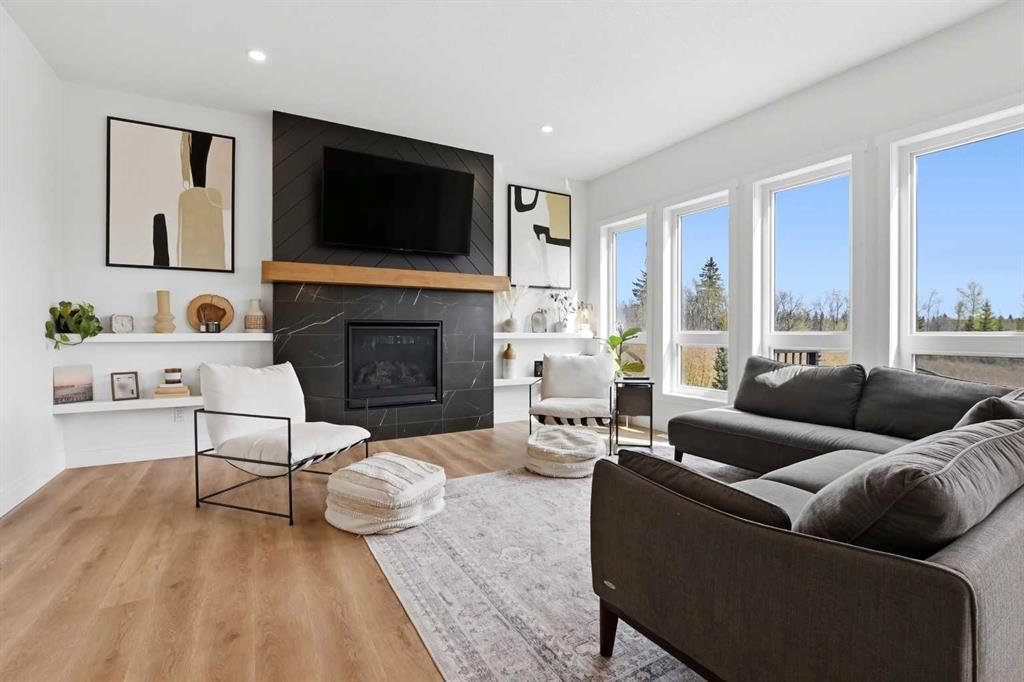 Picture for 223 Ellington Crescent 
