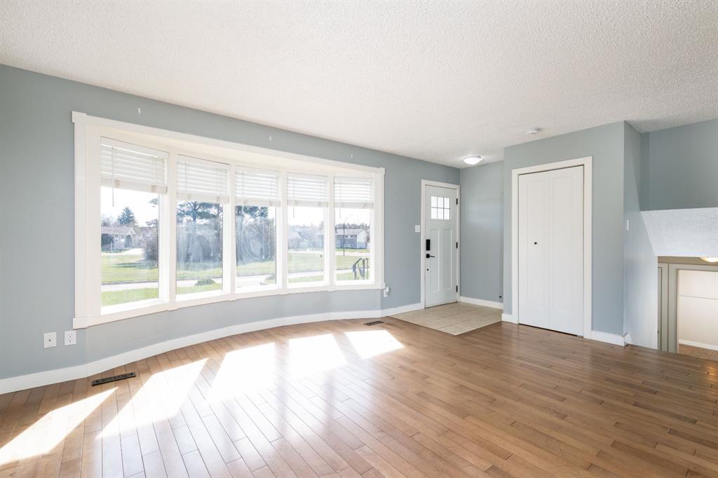 Picture for 55 Patterson Crescent 