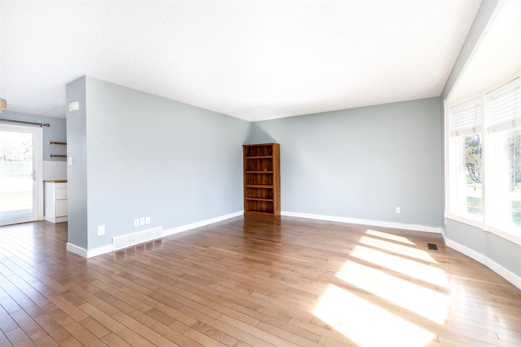 Picture for 55 Patterson Crescent 