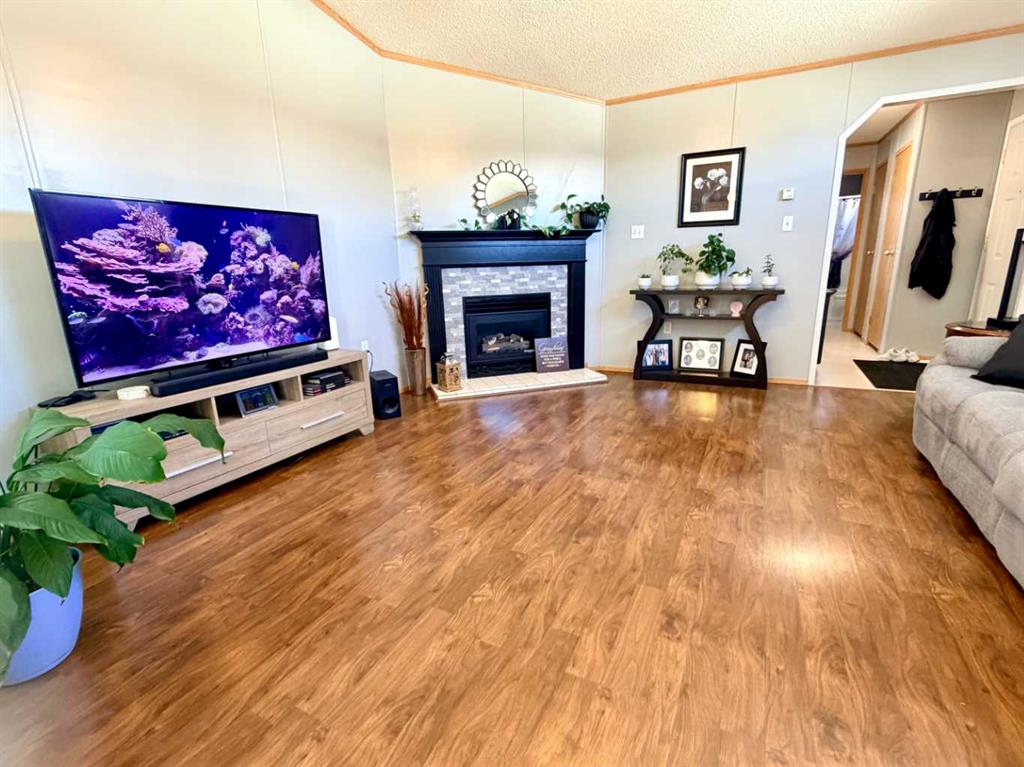 Picture for 4432 59 Street  