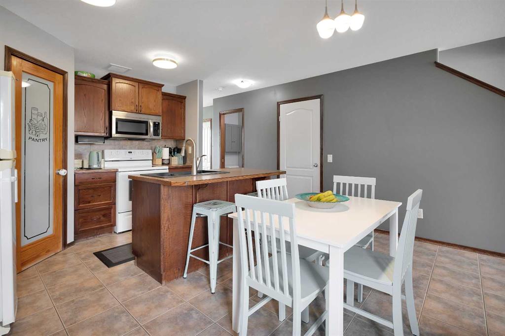 Picture for 156 Oswald Close 