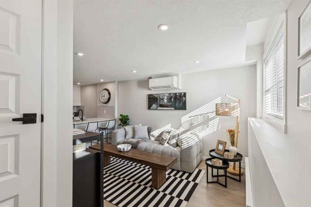 Picture for 1112, 135 Mahogany Parade SE