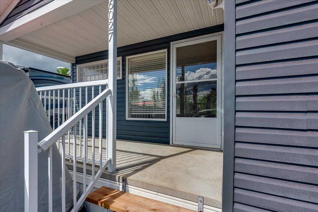 Picture for 6027, 35468 Range Road 30  
