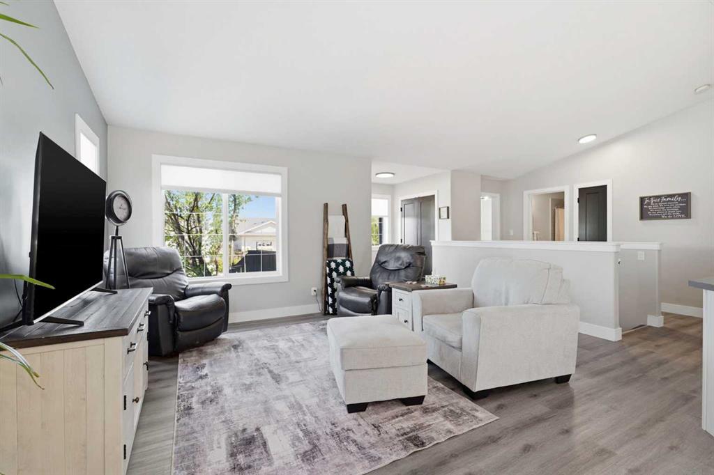 Picture for 66 Pondside Crescent 