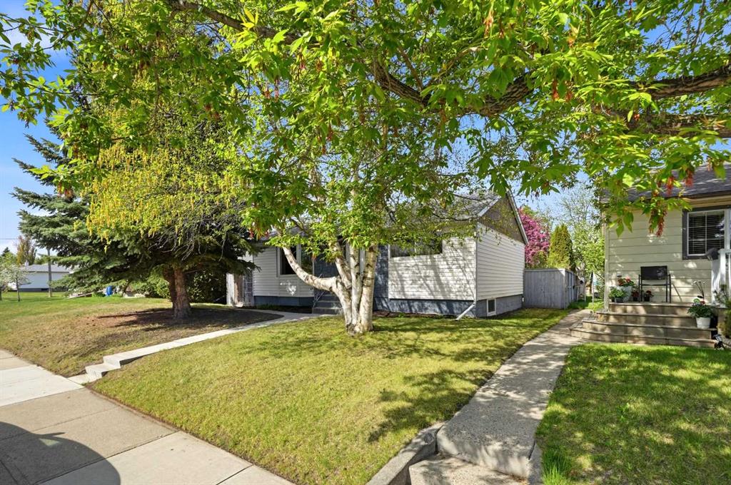 Picture for 4410 40A Avenue 