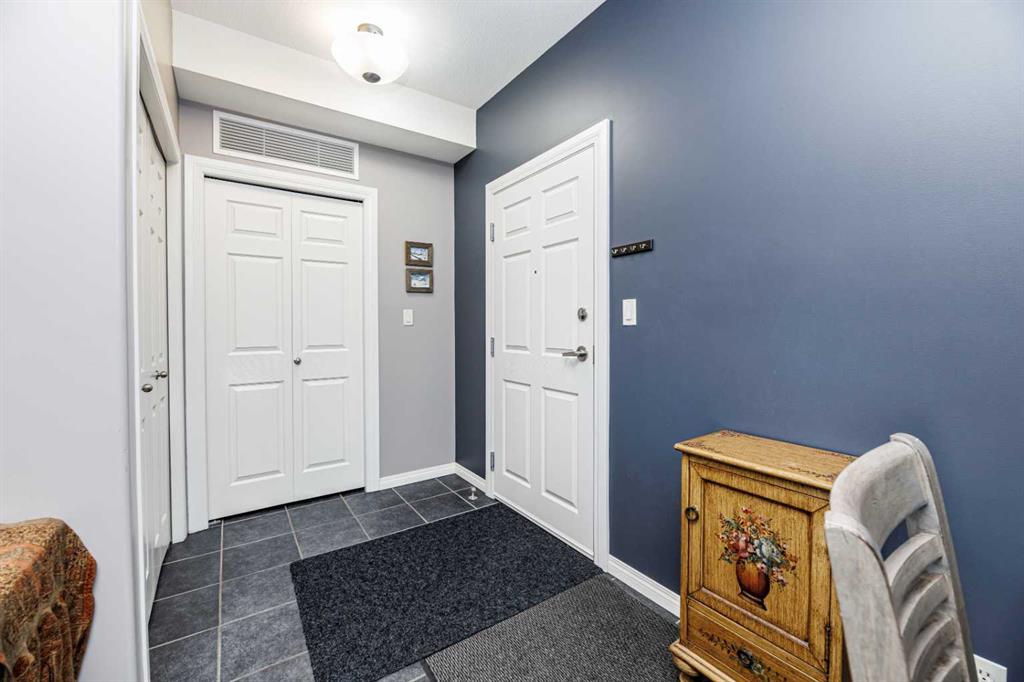 Picture for 305, 69 Ironstone Drive 