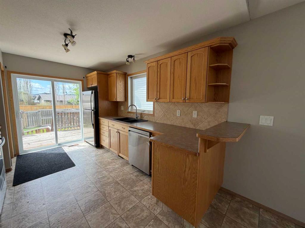 Picture for 157 Oswald Close 
