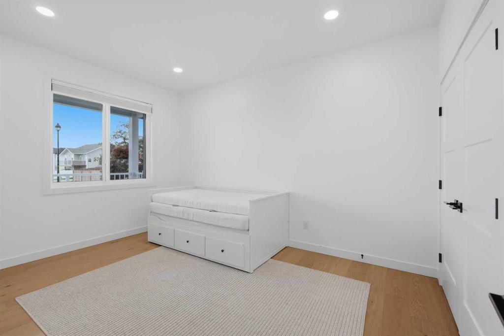 Picture for 6 Mitchell Crescent 