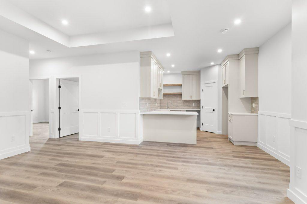 Picture for 5, 5463 55 Avenue 