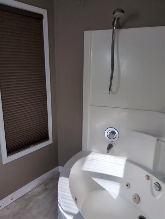 Picture for 4803 52 Street  https://www.cirrealty.ca/reb/cara/9/A2254779_19.jpg
