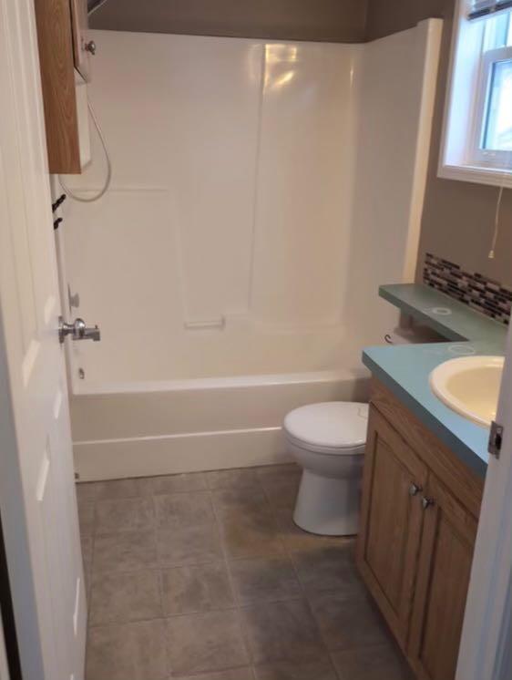 Picture for 4803 52 Street  https://www.cirrealty.ca/reb/cara/9/A2254779_20.jpg