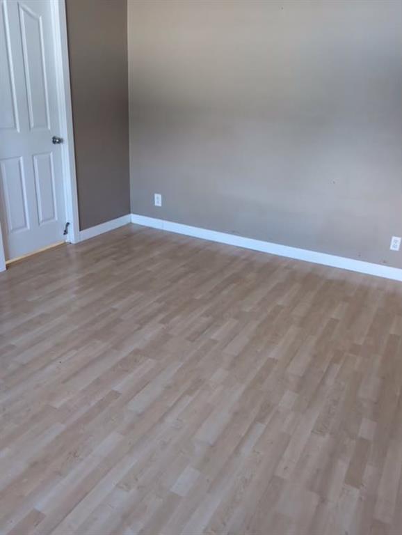 Picture for 4803 52 Street  https://www.cirrealty.ca/reb/cara/9/A2254779_25.jpg