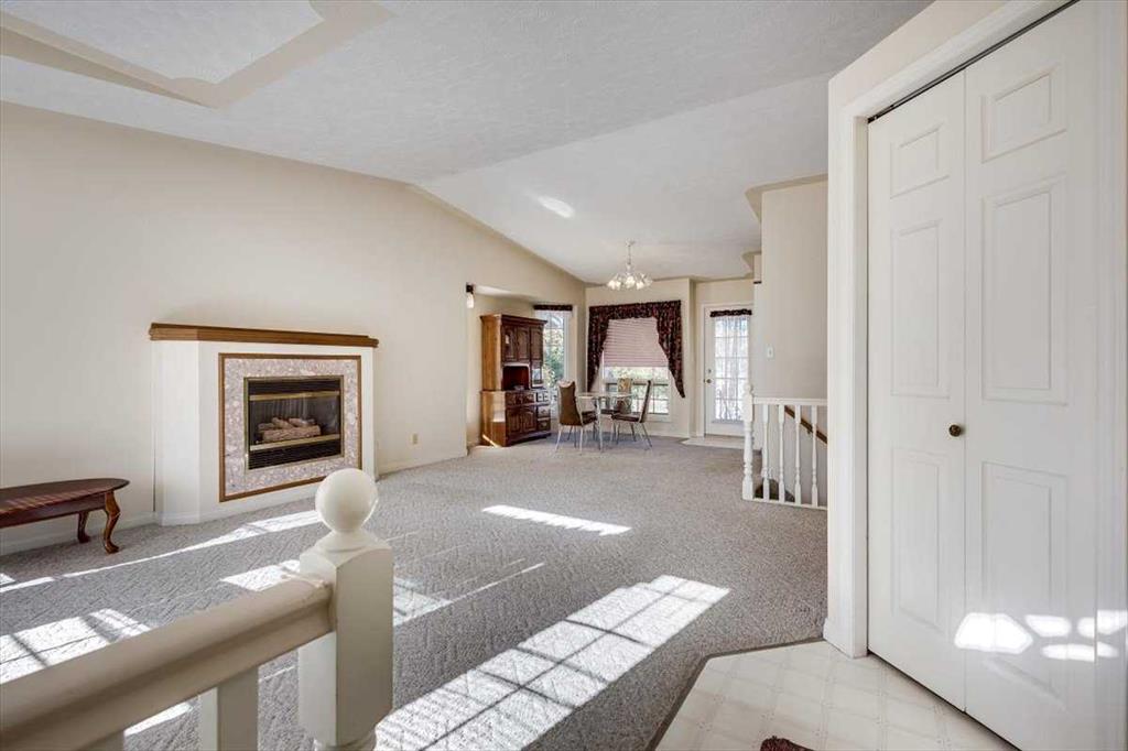 Picture for 4606 55 Avenue  https://www.cirrealty.ca/reb/cara/9/A2263379_10.jpg