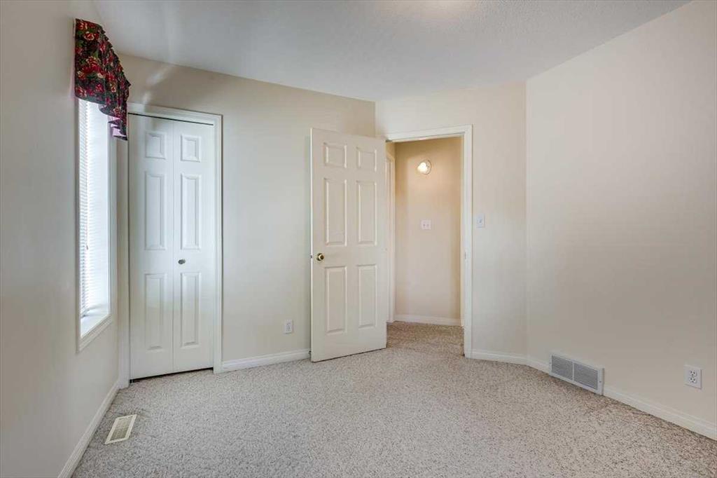 Picture for 4606 55 Avenue  https://www.cirrealty.ca/reb/cara/9/A2263379_23.jpg