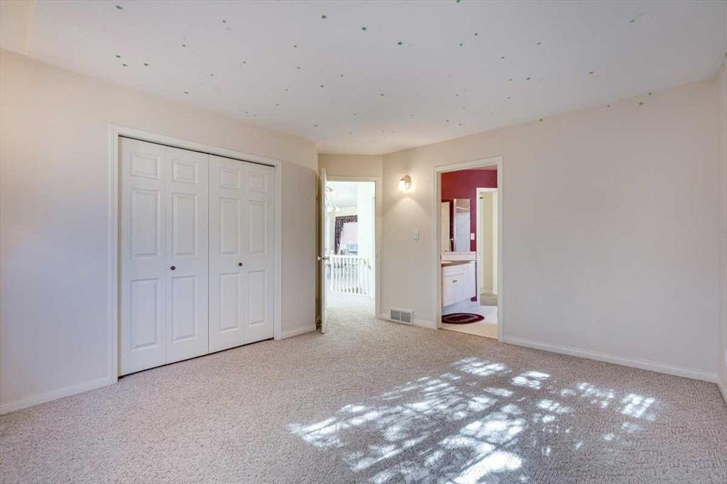 Picture for 4606 55 Avenue  https://www.cirrealty.ca/reb/cara/9/A2263379_29.jpg