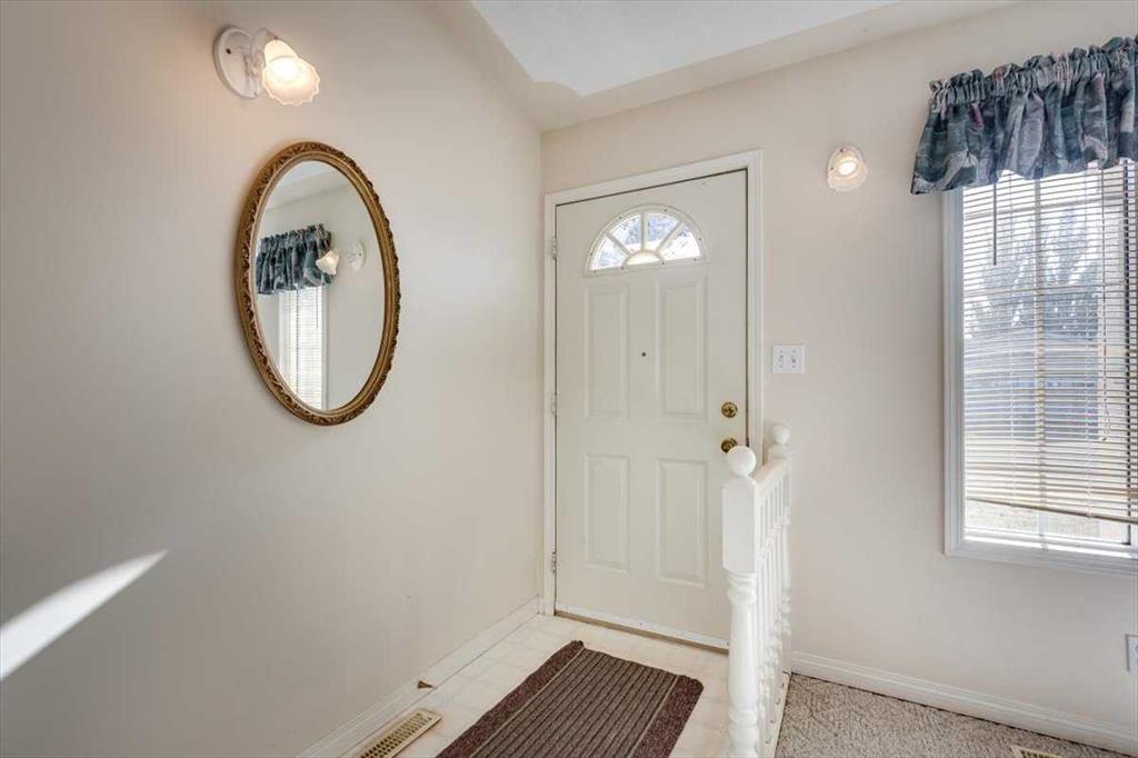 Picture for 4606 55 Avenue  https://www.cirrealty.ca/reb/cara/9/A2263379_9.jpg