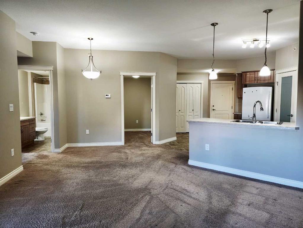 Picture for 429, 6 Michener Boulevard  https://www.cirrealty.ca/reb/cara/9/A2263909_13.jpg
