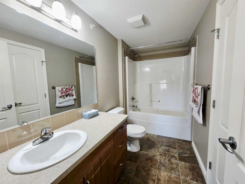 Picture for 429, 6 Michener Boulevard  https://www.cirrealty.ca/reb/cara/9/A2263909_17.jpg