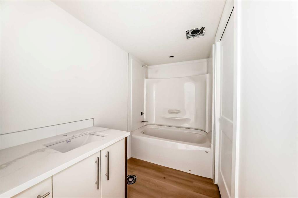 Picture for 5139 48th Street   https://www.cirrealty.ca/reb/cara/9/A2265569_30.jpg