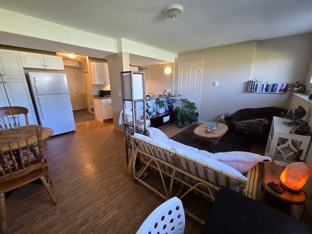 Picture for 7021 Deer Street  https://www.cirrealty.ca/reb/cara/9/A2265659_14.jpg