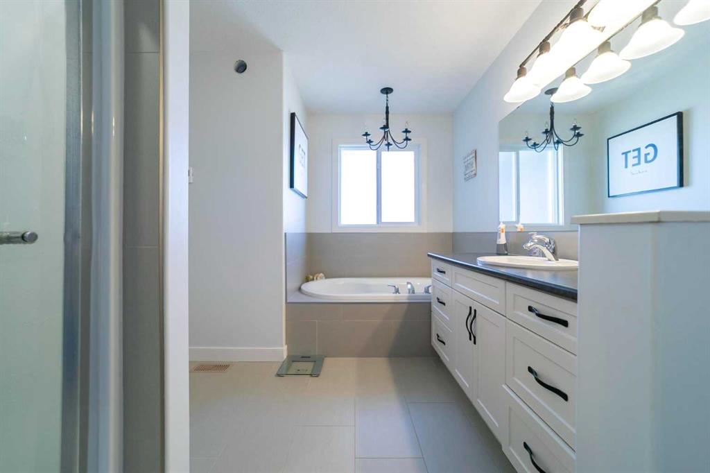 Picture for 3517 52 Street  https://www.cirrealty.ca/reb/cara/9/A2266169_16.jpg