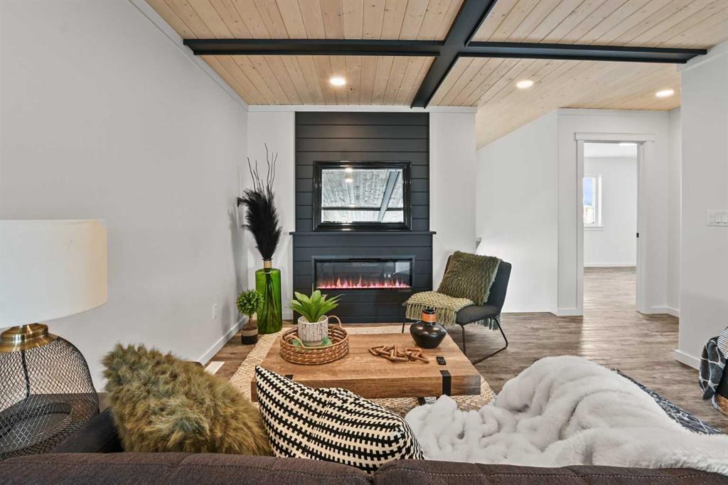 Picture for 6 Metcalf Way  https://www.cirrealty.ca/reb/cara/9/A2266299_19.jpg