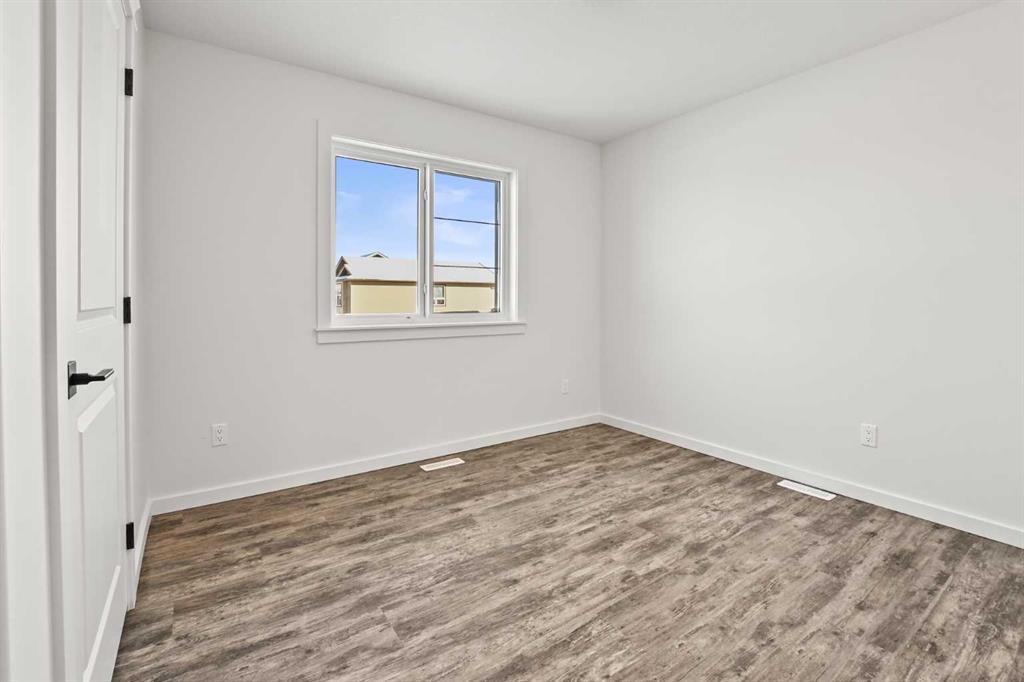 Picture for 6 Metcalf Way  https://www.cirrealty.ca/reb/cara/9/A2266299_29.jpg