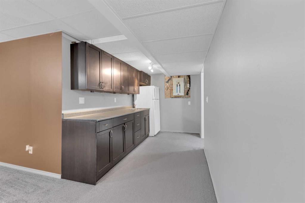 Picture for 148 Ammeter Close  https://www.cirrealty.ca/reb/cara/9/A2266759_32.jpg