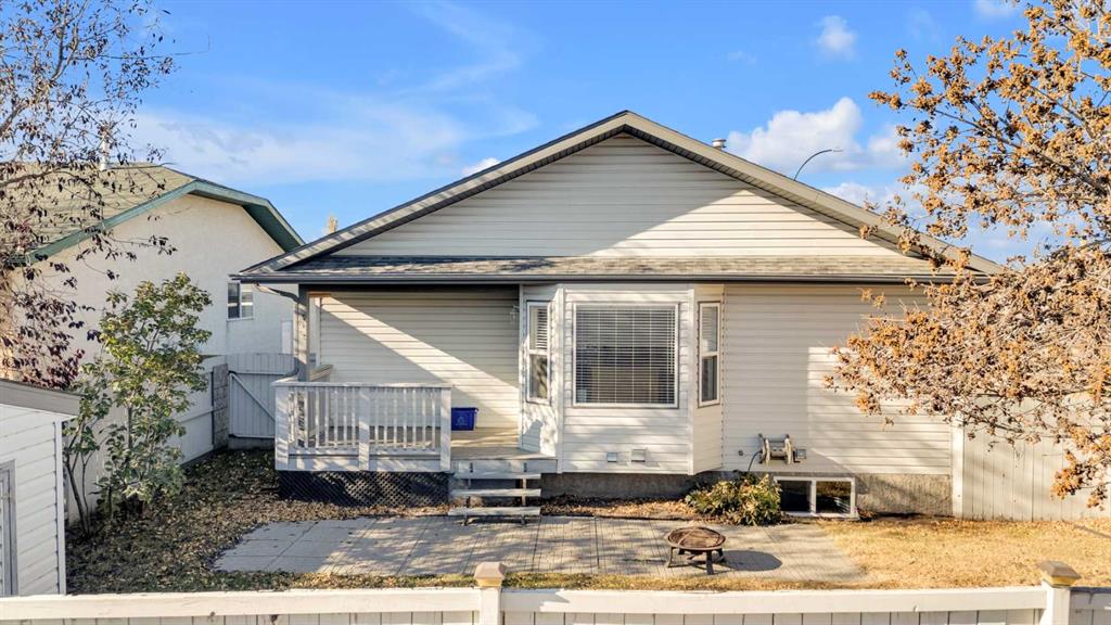 Picture for 148 Ammeter Close  https://www.cirrealty.ca/reb/cara/9/A2266759_35.jpg