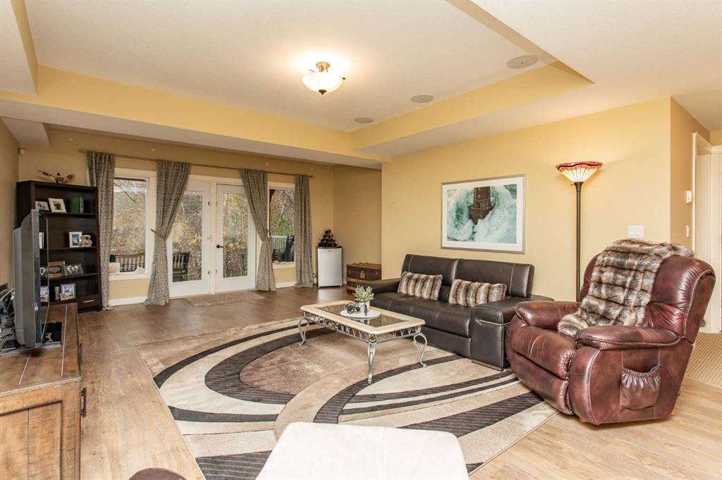 Picture for 20 Cranna Cove  https://www.cirrealty.ca/reb/cara/9/A2267169_20.jpg