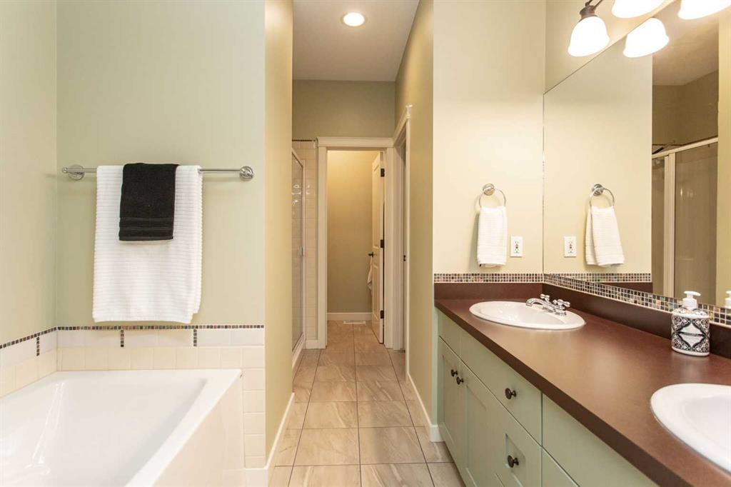 Picture for 20 Cranna Cove  https://www.cirrealty.ca/reb/cara/9/A2267169_29.jpg