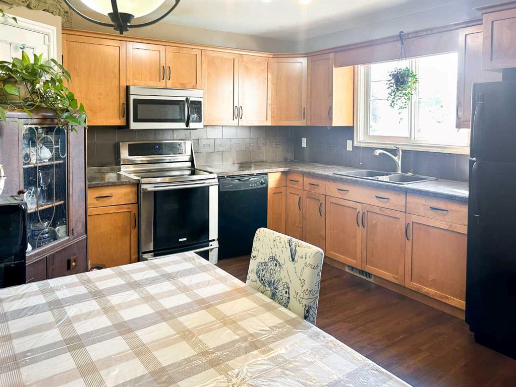 Picture for 5318 54 Street 