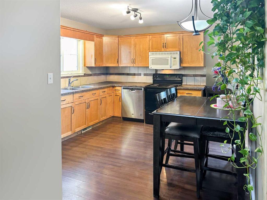 Picture for 5318 54 Street 