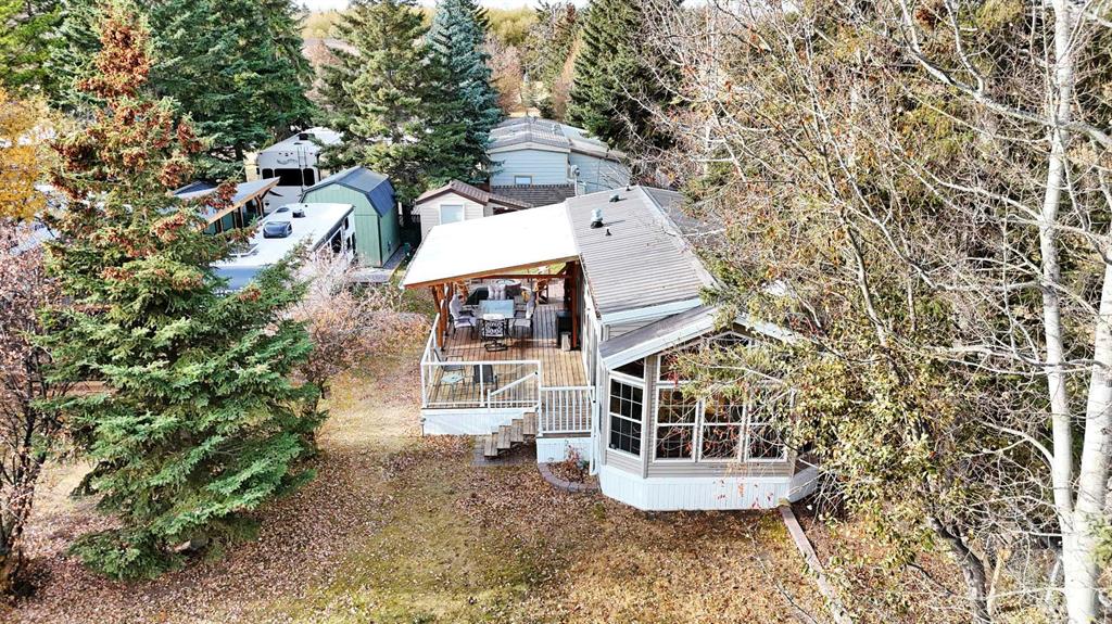 Picture for 15, 12040 Township Road 422  