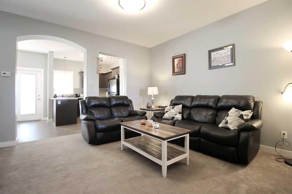 Picture for 21 Crestview Boulevard 