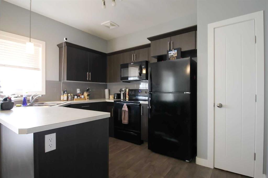 Picture for 21 Crestview Boulevard 