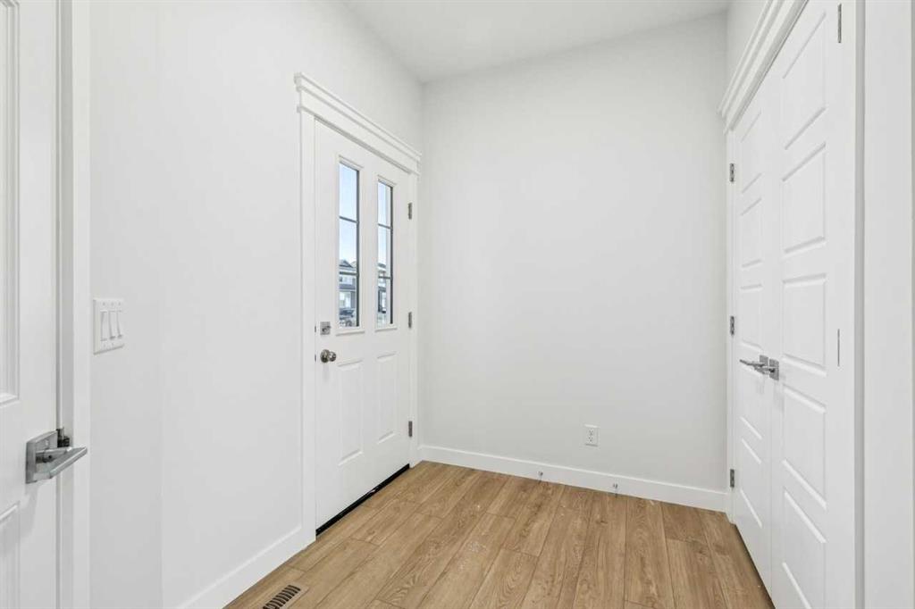 Picture for 418 Hotchkiss Manor SE