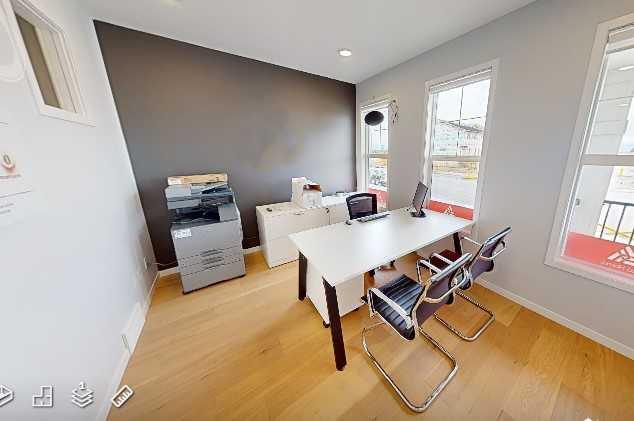 Picture for 138 Bridgeport Circle W