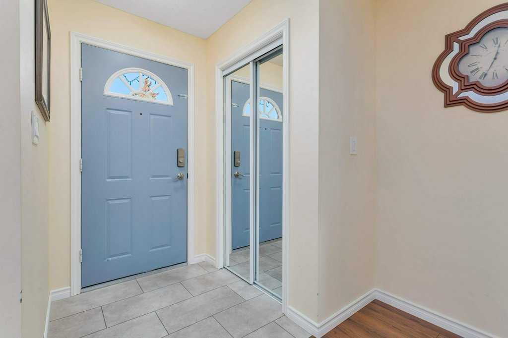 Picture for 27 Ellenwood Drive 