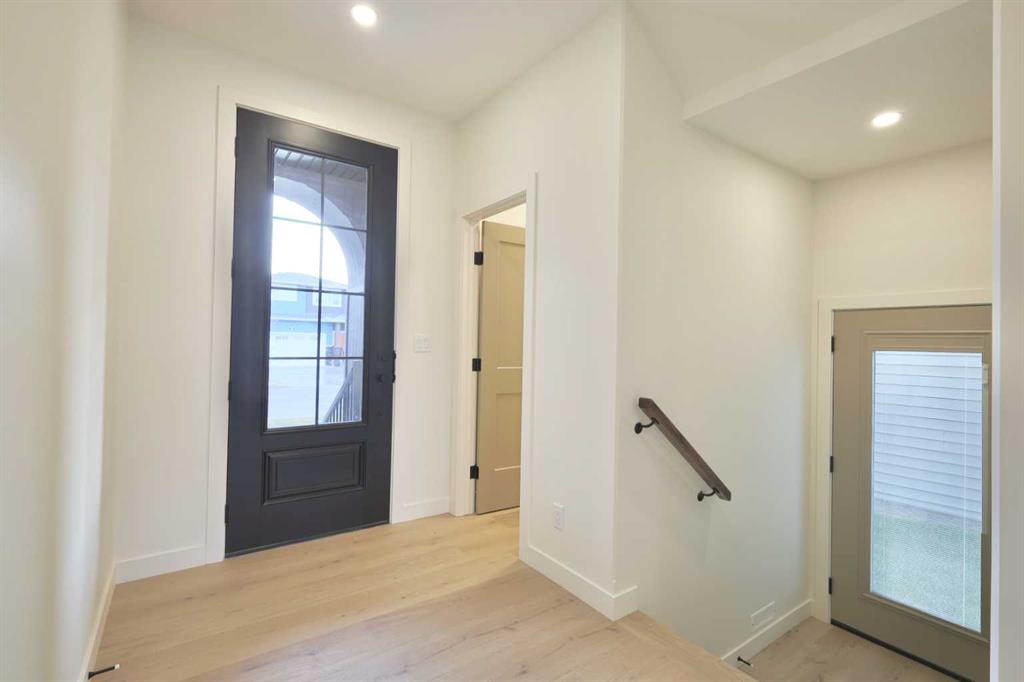 Picture for 20 Eaton Crescent 