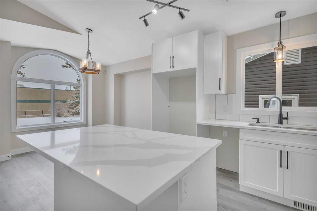 Picture for 5130 48 Street 