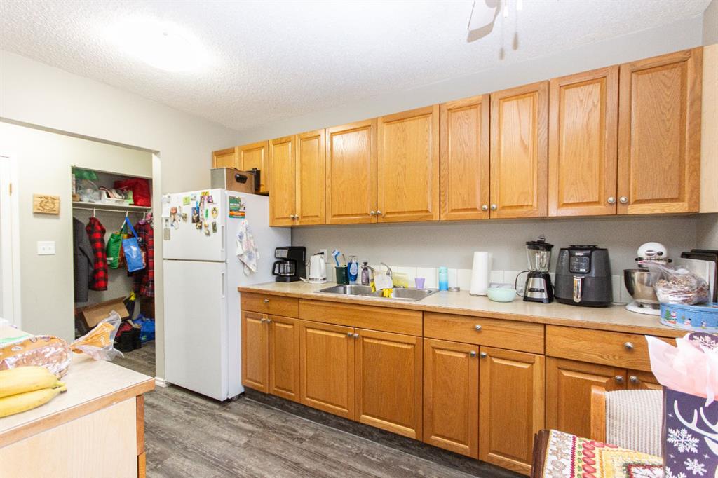 Picture for 5817 53 Avenue 