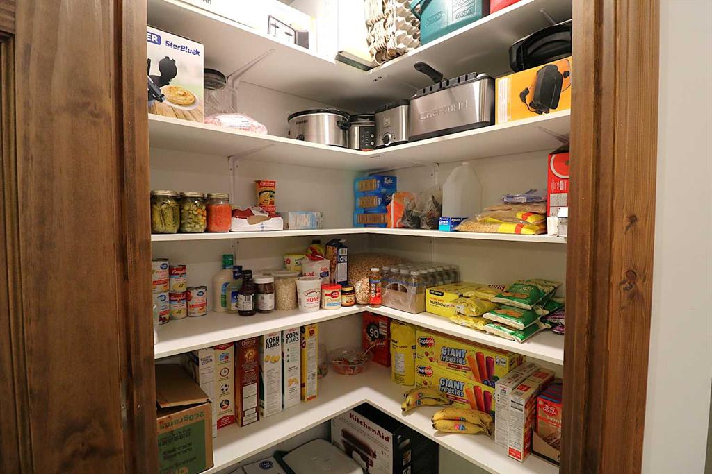 Picture for 93039 Range Road 164  