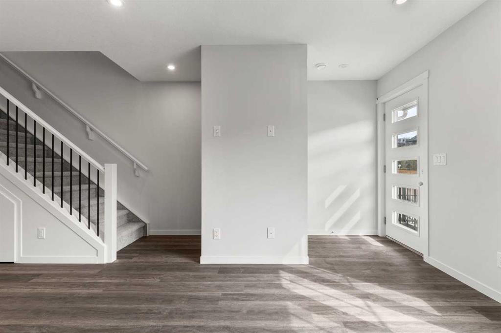 Picture for 110, 40 Livingston Parade NE