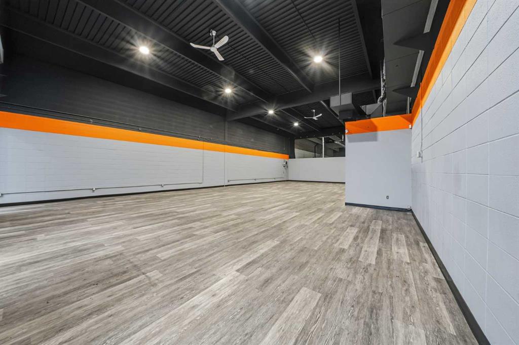 Picture for 15, 7667 50 Avenue 