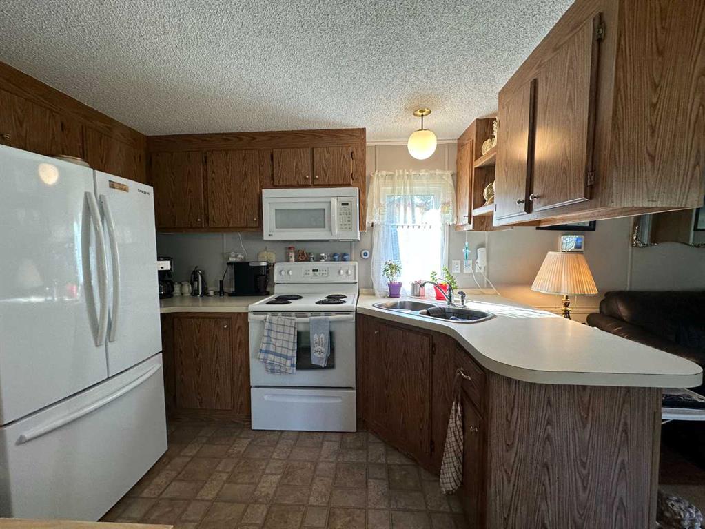 Picture for 29, 6205 54 Street 